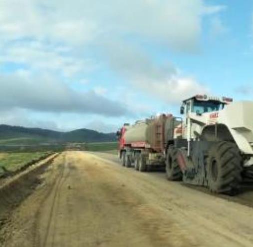 RZ560，蒙古瀝青路面冷再生